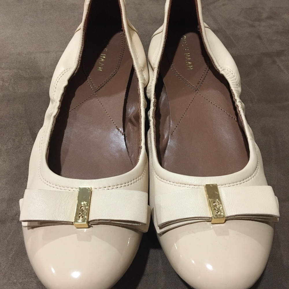 NIB Cole Haan Elsie Flat Nude size 8